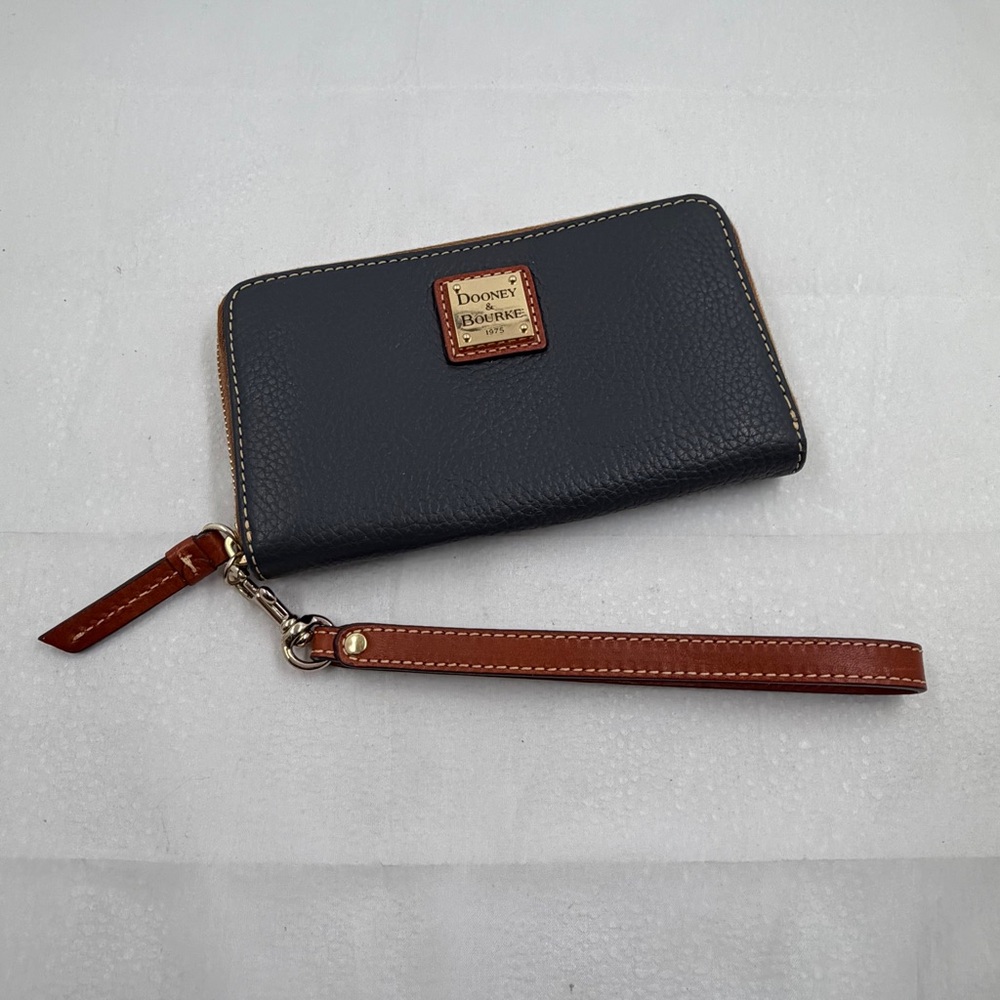Dooney & Bourke Leather Wristlet